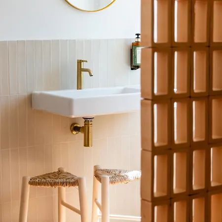 Les De Chateau Roussillon - Les Collection 4*